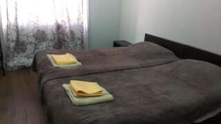 Гостевой дом Guesthouse Mestia 32 Местиа Двухместный номер с 2 отдельными кроватями и общей ванной комнатой-4